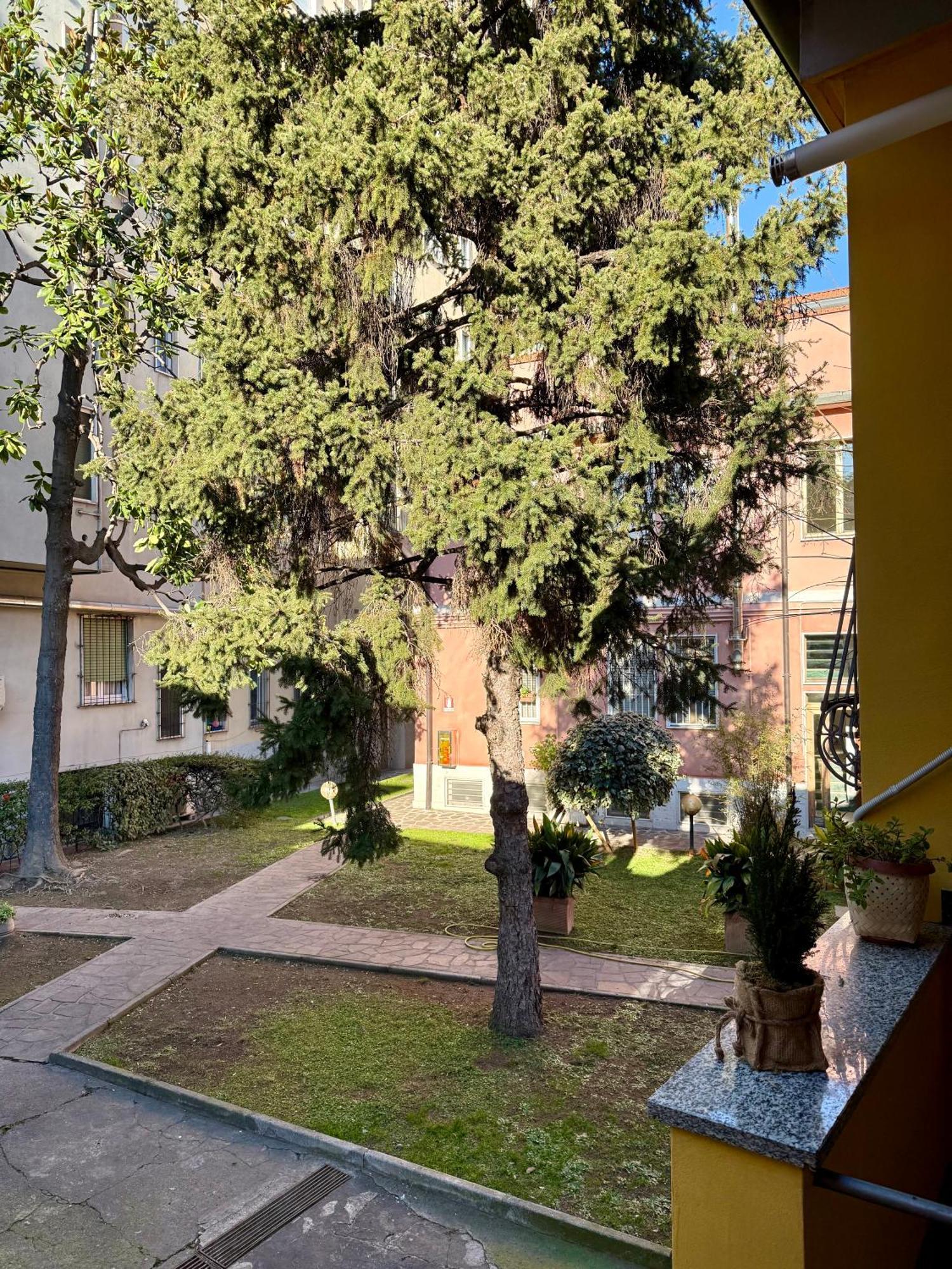 Villa Gionas - Casa Indipendente In Zona Strategica Milán Exterior foto